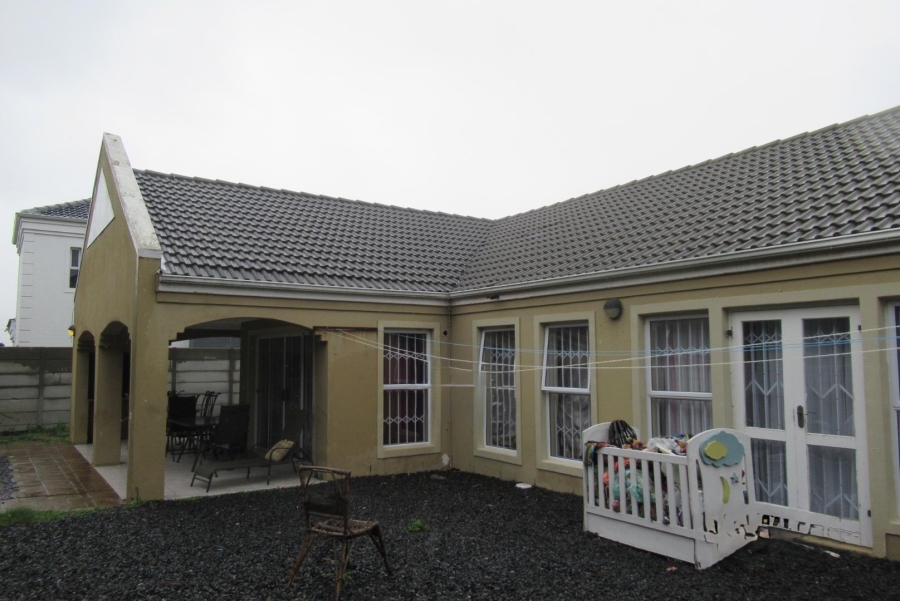 3 Bedroom Property for Sale in Parklands Western Cape